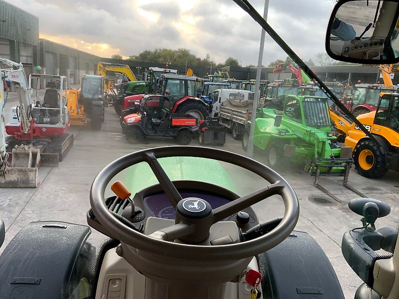 John Deere 6230R Tractor (ST24280)