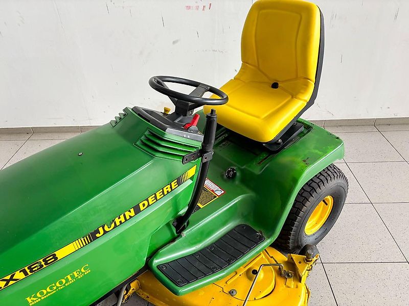 John Deere LX188