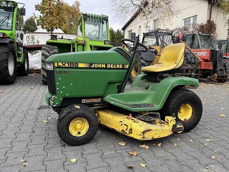 John Deere LX188
