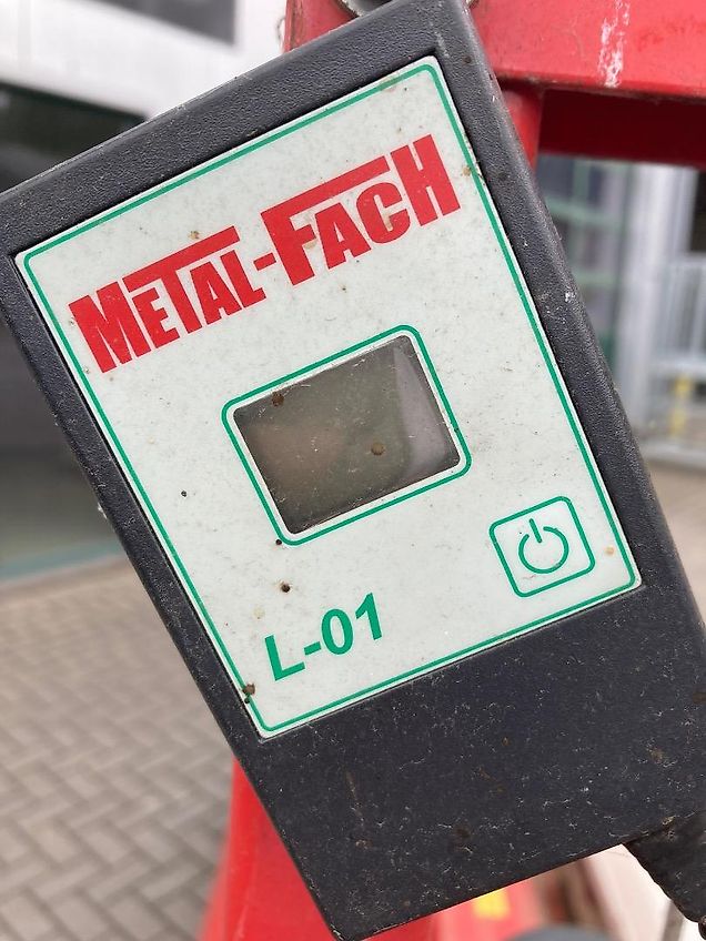 Metal-fach Berta Z 560