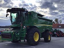John Deere S 780