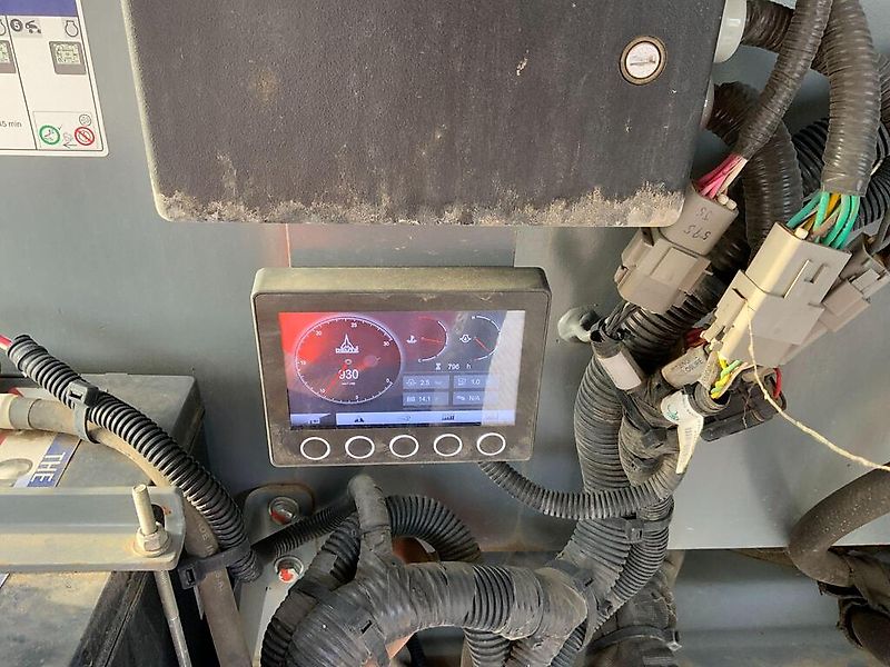 Skyjack SJ85AJ Telescopic Boom Lift (ST24683)