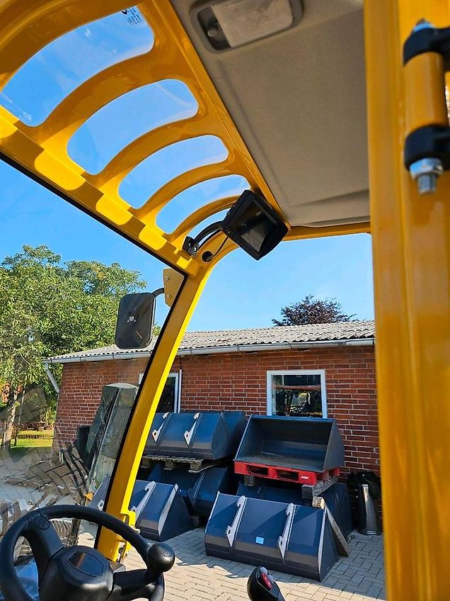 Eurotrac W 11 Kabine Euroaufnahme ohne Anbaugeräte