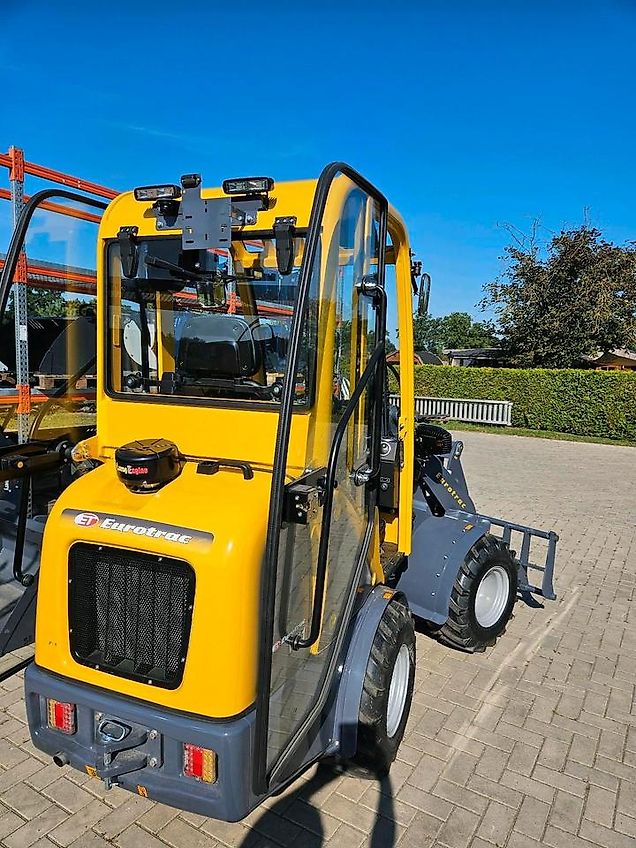 Eurotrac W 11 Kabine Euroaufnahme ohne Anbaugeräte
