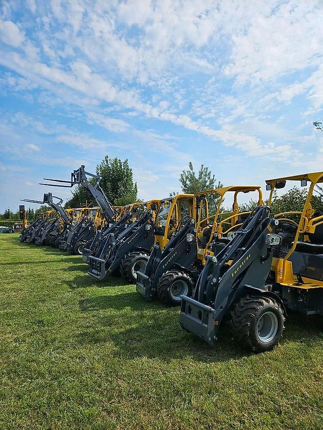 Eurotrac W 11 Kabine Euroaufnahme ohne Anbaugeräte