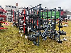 Saphir Allstar Longline 501 mit Räder und Striegel