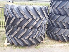 Rosava ROSAVA 30.5R32 F-81M 167A6 16PR TT + DĘTKA