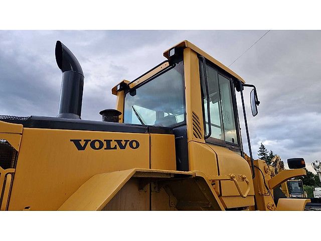 Volvo L90F