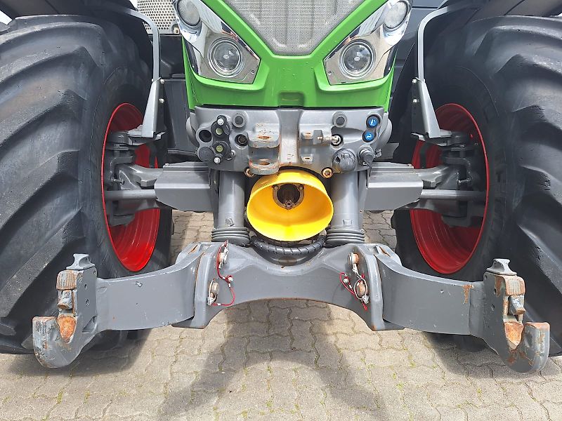 Fendt 828 Vario S4 ProfiPlus