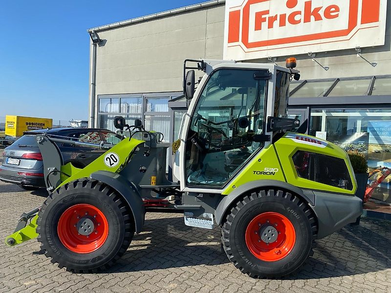 Claas Torion 530