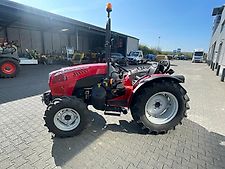 McCormick X2.055 smalspoor tractor (demo model)