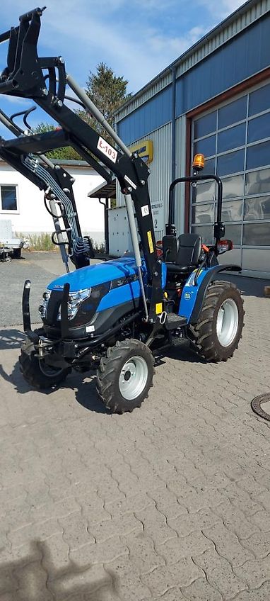 Solis Kompakt-Traktor mit Frontlader Solis 26 #Solis #Neu