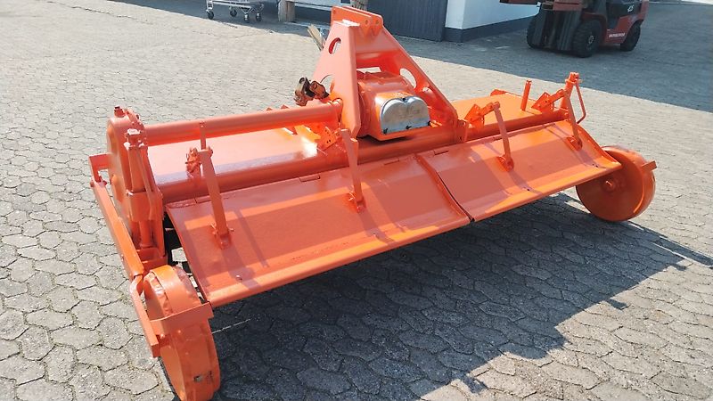Howard Howard HR40 Bodenfräse 265cm Arbeitsbreite Keine Celli Krone Maschio Fräse Messersatz 80%