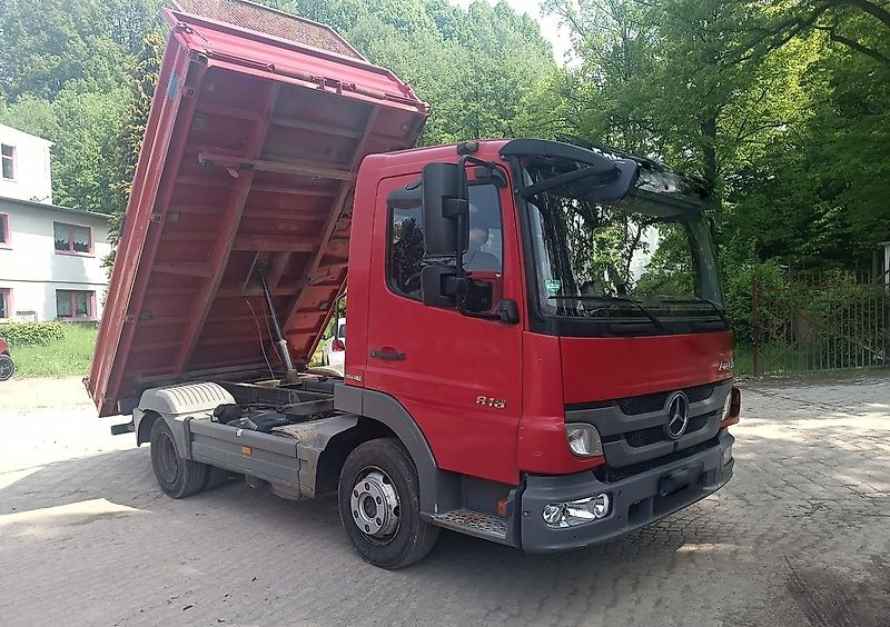 Mercedes-Benz Atego 818