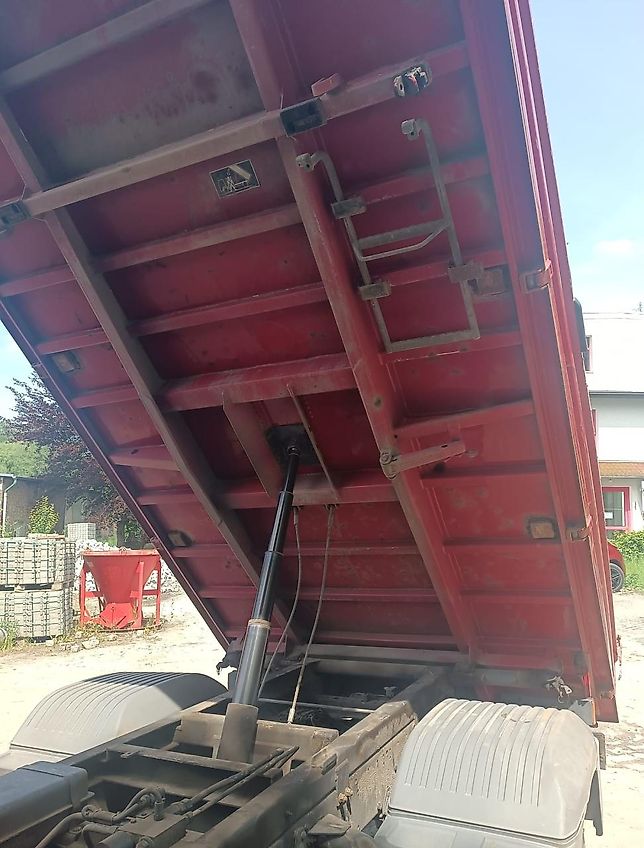 Mercedes-Benz Atego 818