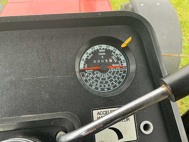 Case international 1056XL