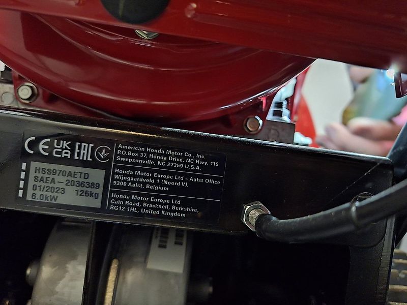 Honda HSS970ATD Schneefräse