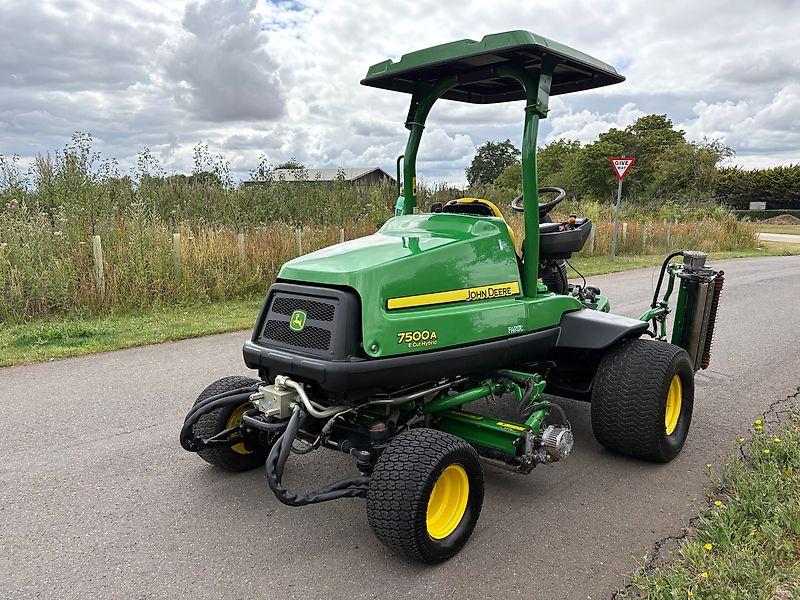 John Deere 7500AE