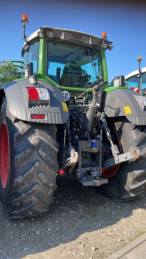 Fendt 828 Vario S4 ProfiPlus