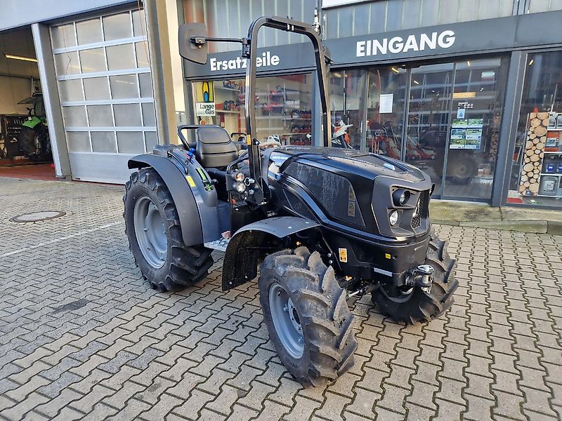 Deutz-Fahr 3060 Agrokid in der Black Edition
