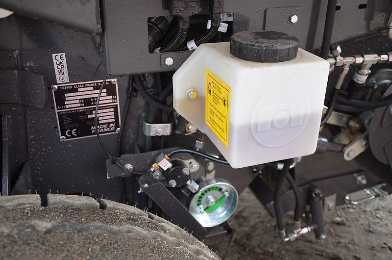 Claas ROLLANT 520 RC