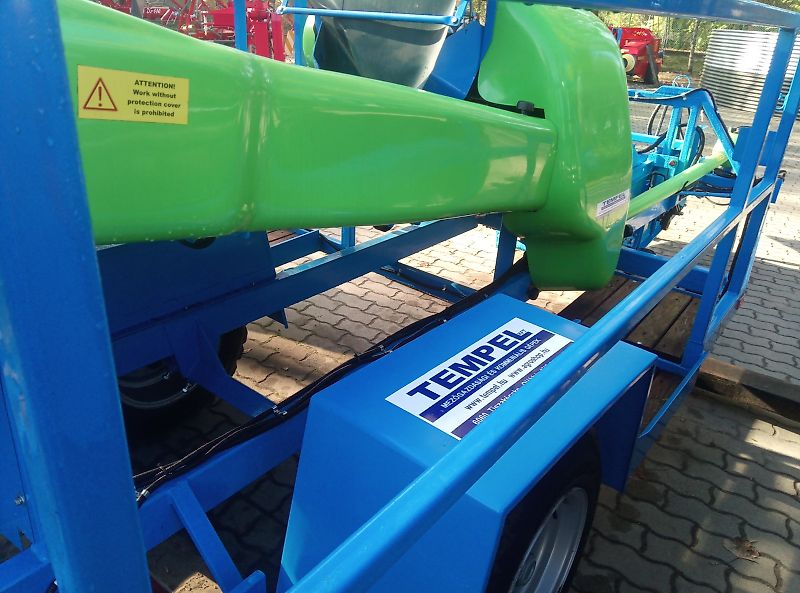 KRUKOWIAK; ( Schwadaufnehmer ) PYRUS II - Z ( Zwiebelsammler- Schwadaufnehmer)