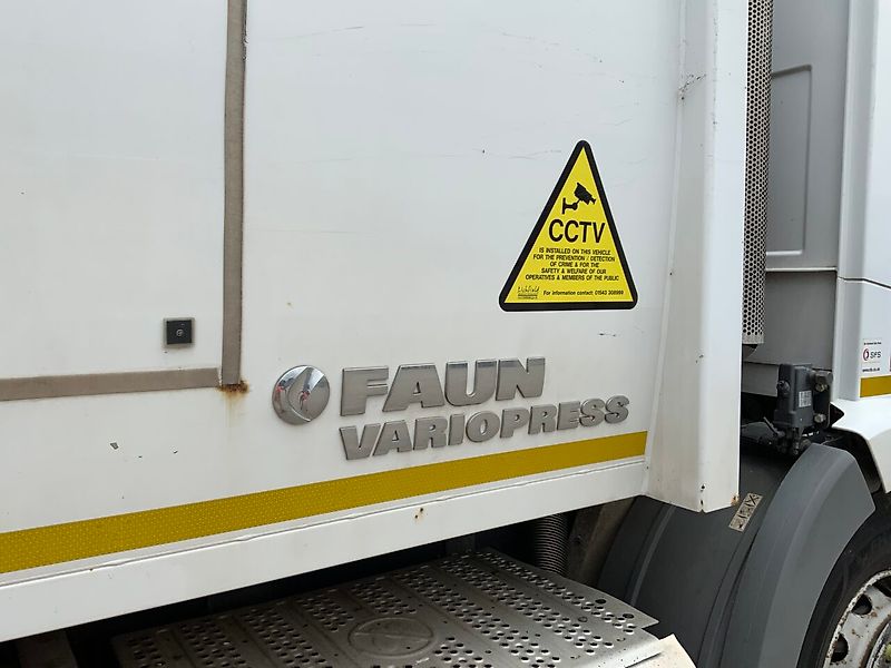 Mercedes-Benz Mercedes Econic 2630 Refuse Truck (ST22875)