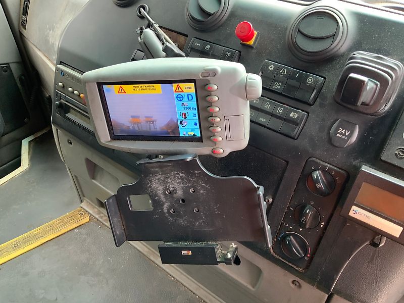 Mercedes-Benz Mercedes Econic 2630 Refuse Truck (ST22875)