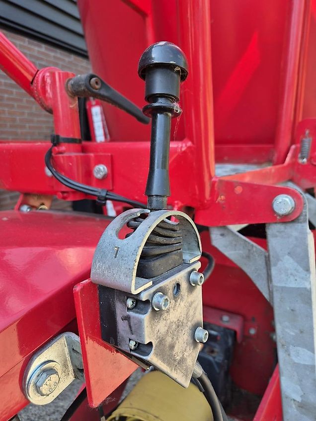 Trioliet ZK 2-2000 / 2400 met opzetrand