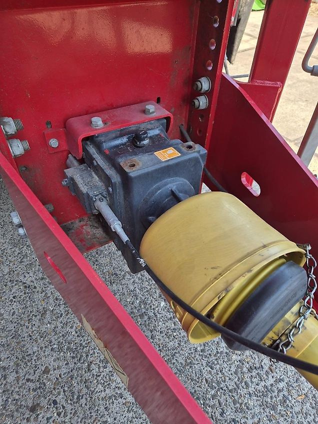 Trioliet ZK 2-2000 / 2400 met opzetrand