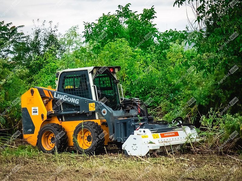 Aardenburg Alpha XL Hydro / Frontmulcher, Mulcher mit Hydroantrieb 180-220 cm