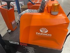 Daewoo Aufsitz-Kehrmaschine - (Daewoo, DAS 80) - Auktion!