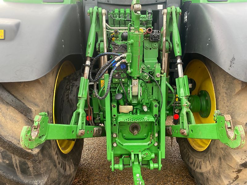 John Deere 6155R