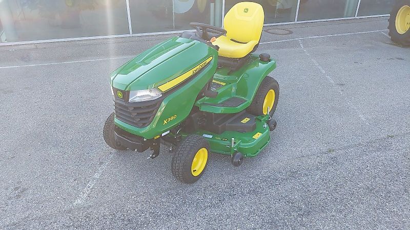 John Deere X380