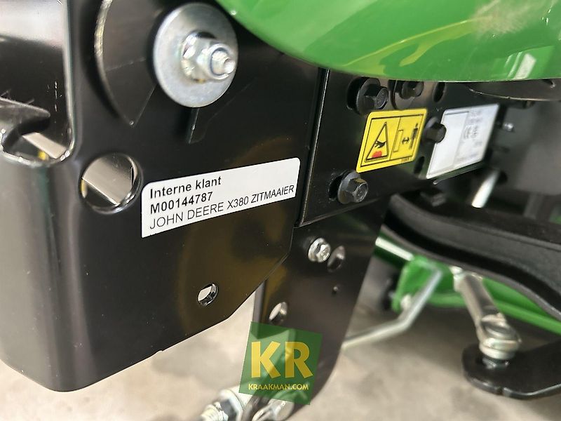 John Deere X380 #692959