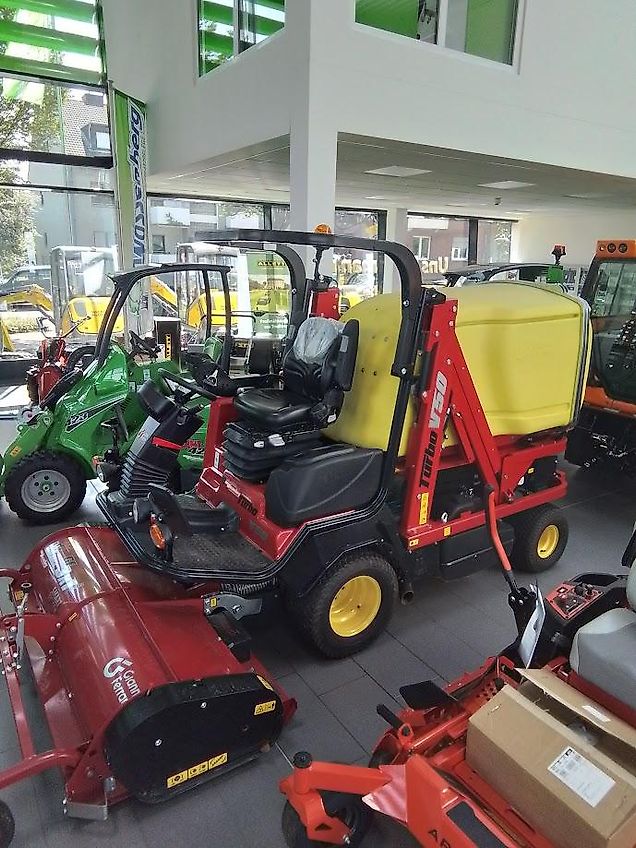 Ferrari Turbo V50 Aufsitz Großflächen Mäher