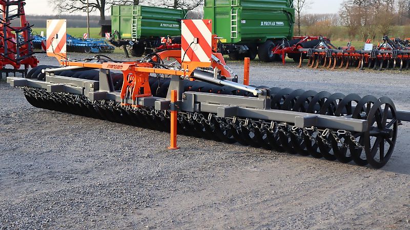 AgroXX AgroXX FRONTPACKER--6.0 m Hydro mit Lenkbock - 700mm Ringe--