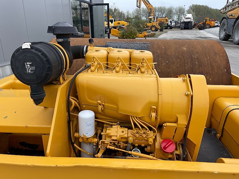 Dynapac CH47 Getrokken wals