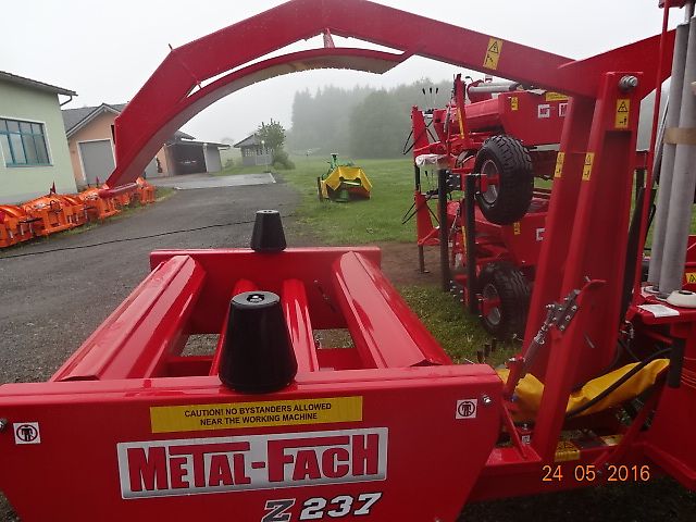 Metal-fach Z 237-10 - Sonderpreis - Wickelgerät - Dreipunktanbau- Hecklader