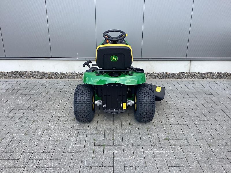 John Deere X107