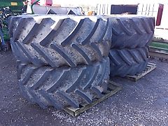 TYRES 600/60 R30