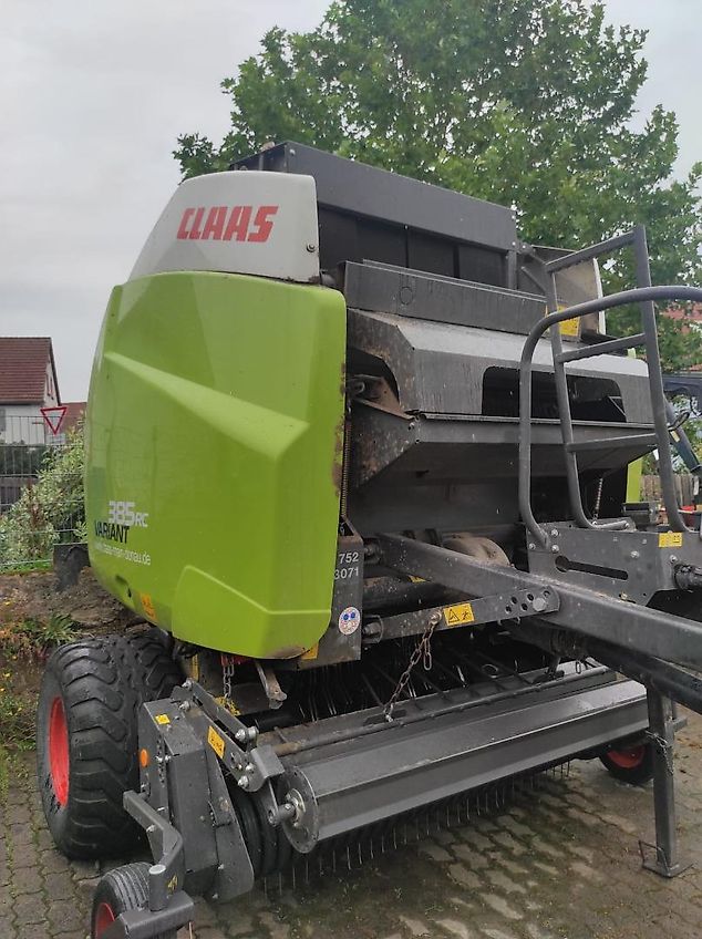 Claas Variant 385 RC Pro