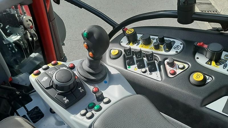 Lindner Traktoren Lintrac 130 L-Drive Allradlenkung