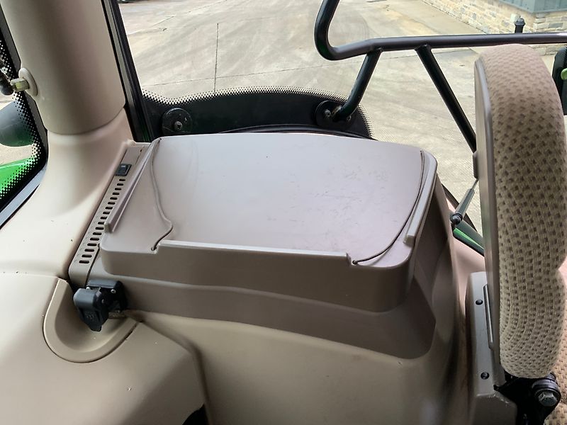 John Deere 6155R Tractor (ST25016)