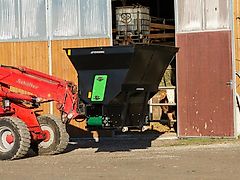 Liegeboxen | Einstreugerät | Weidemann | Thaler | Fuchs |Eurotrac