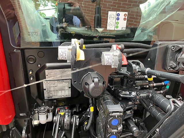 Case Farmall 100C HILO CAB