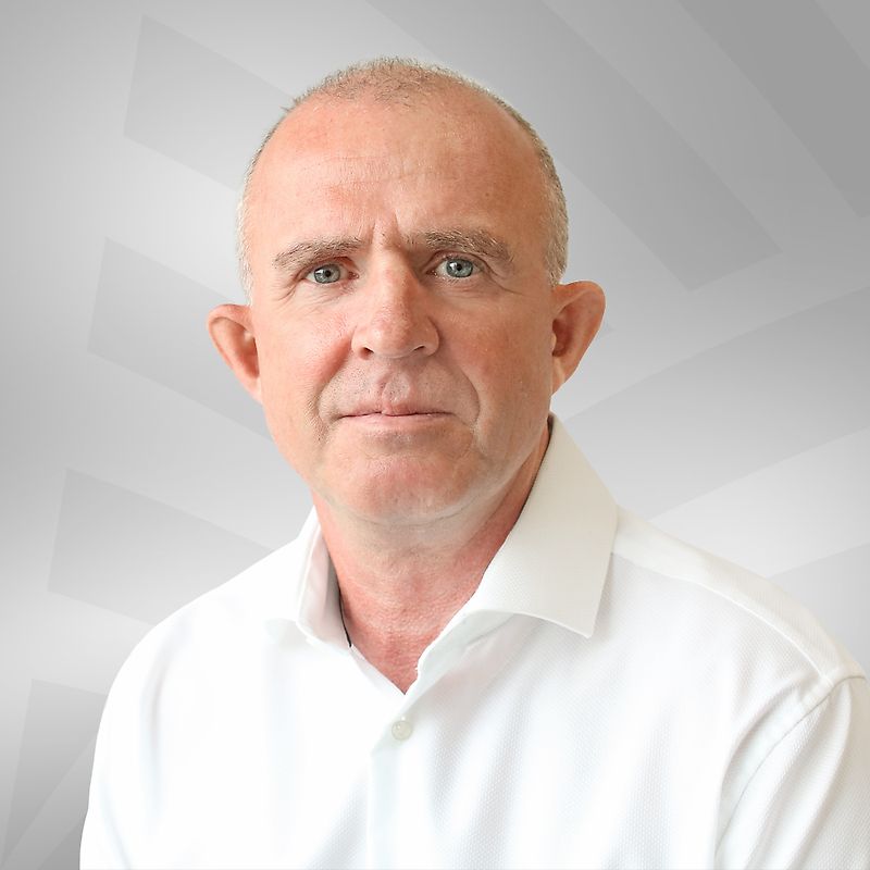 联系人 先生 Alexej Ebel