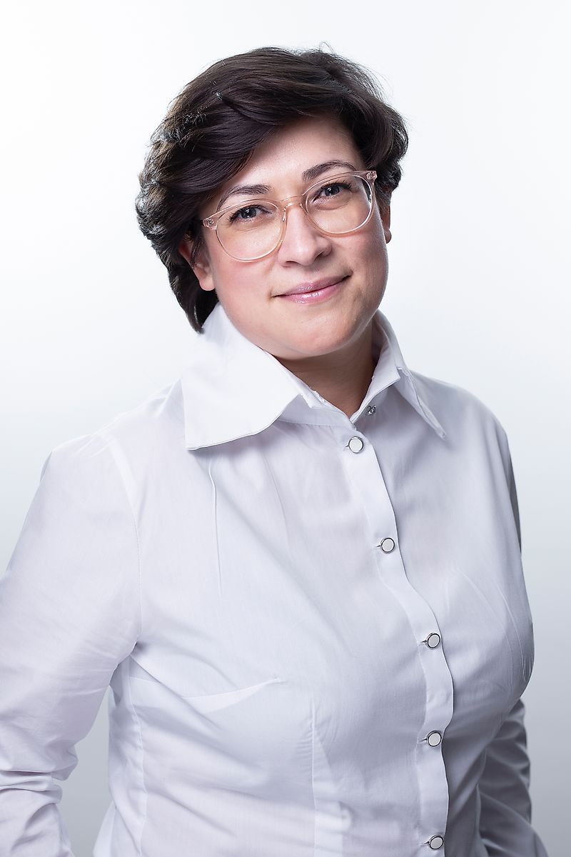 联系人 女士 Maria Chazbijewicz