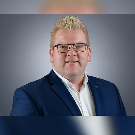 联系人 先生 Frederic Hemmen