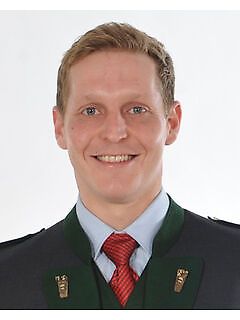 联系人 先生 Knotz Andreas -